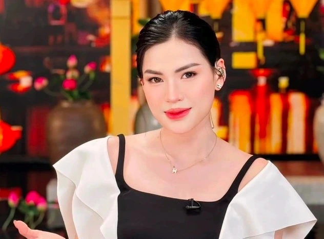 Suni Hạ Linh Vietnamese, Singer,TikToker, Influencer, Bio, Wiki, Age, Height, Weight, Social Media, Online Profiles & Much More