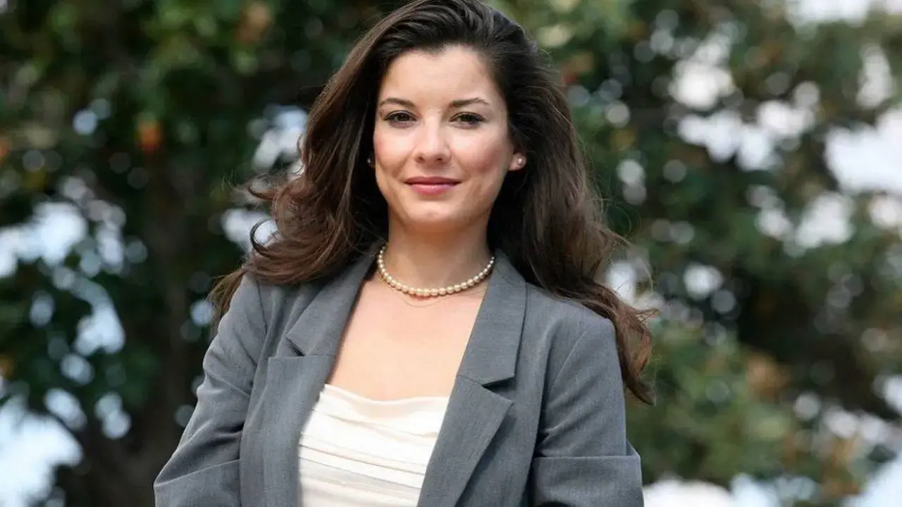 İrem Altuğ Turkish Actress, Bio, Wiki, Age, Height, Weight, Social Media, Online Profiles & Much More