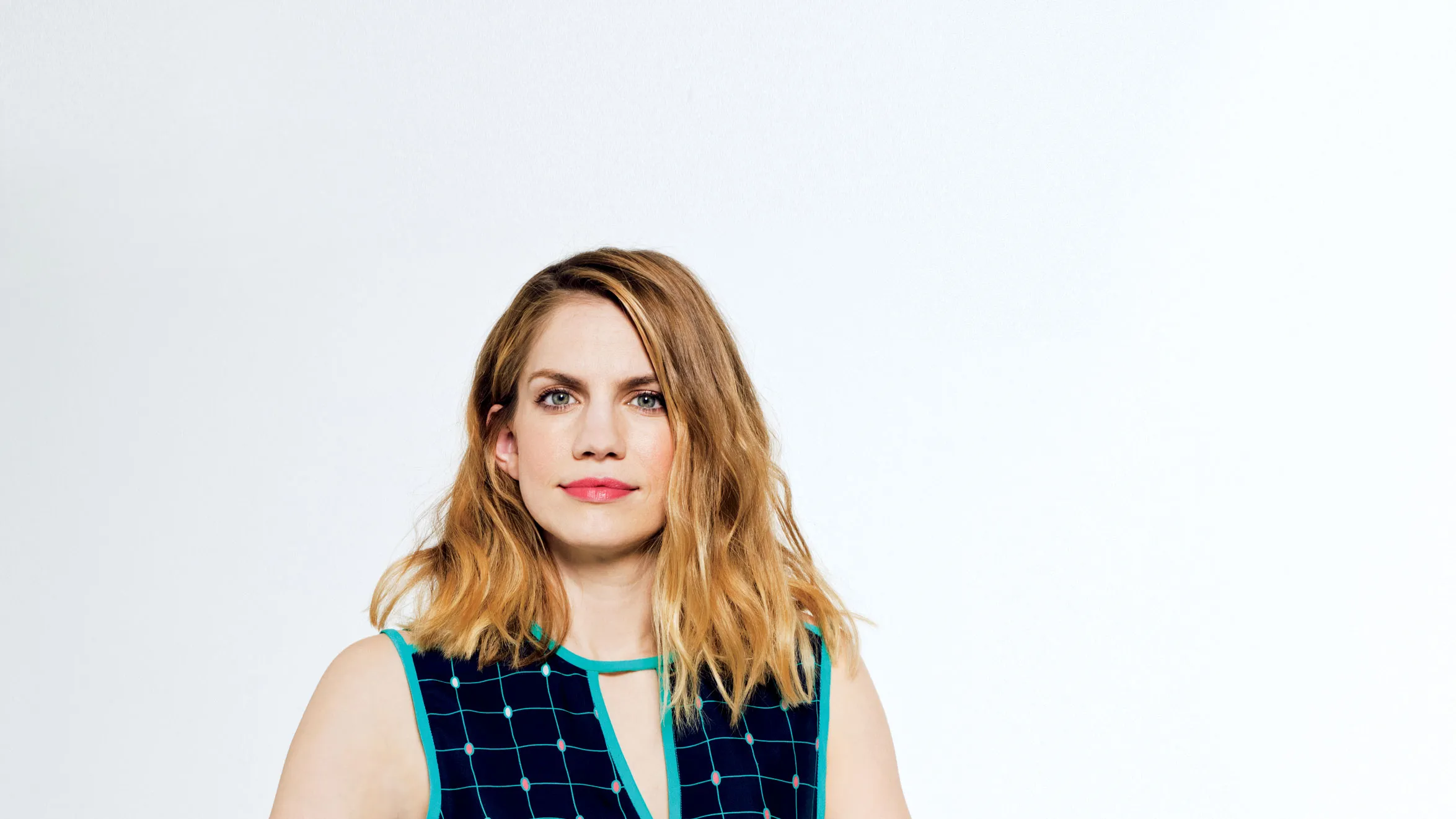 Anna Chlumsky American Actress, Model, Bio, Net Worth, Husband, Kids, Social Media, Online Profile & Much More | Wiki Glam |