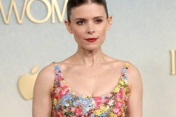 Kate Mara American Actress, Stage Actress, Bio, Husband, Kids, Net Worth, Affairs, Social Media, Online Profile & Much More